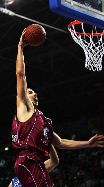 中国冰舞组合无缘世锦赛自由舞，中国花滑仅获一冬奥席位.